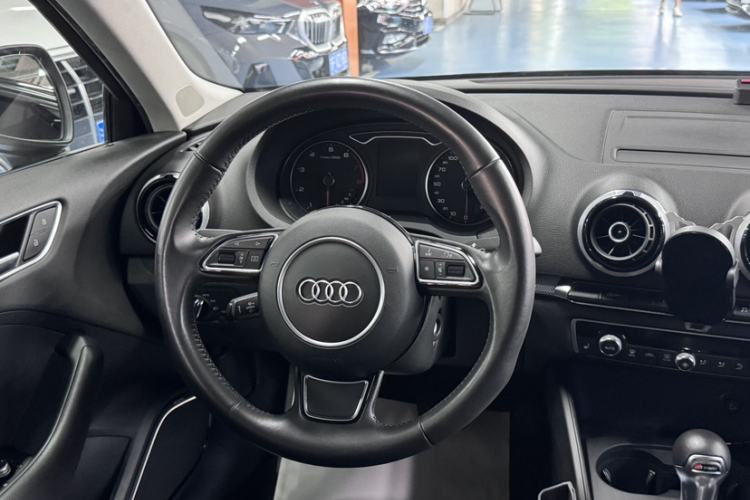 Used Audi A3 2014 Sportback 40 TFSI S line Luxury Model Steering Wheel