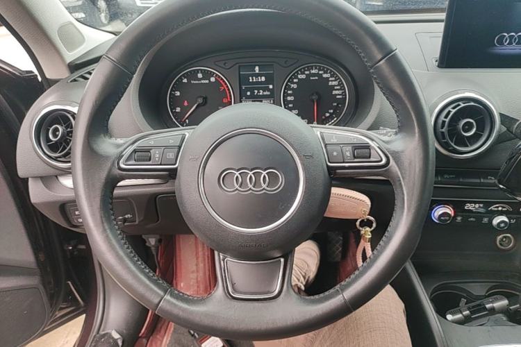Used Audi A3 2014 Sportback 35 TFSI Automatic Comfort Model Steering Wheel