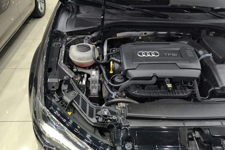 Used Audi A3 2014 Limousine 40 TFSI S line Comfort Model Engine Bay Right