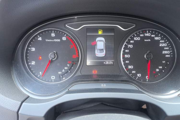 Used Audi A3 2014 Limousine 40 TFSI S line Comfort Model Instrument Cluster