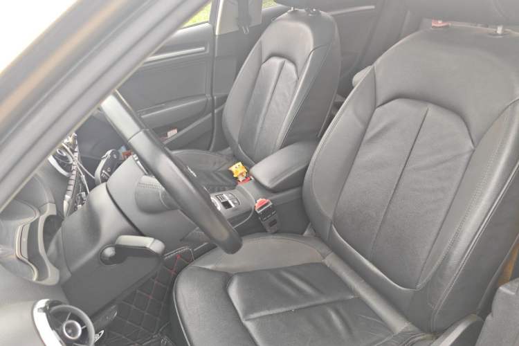 Used Audi A3 2014 Limousine 35 TFSI Automatic Comfort Model Left Front Seat