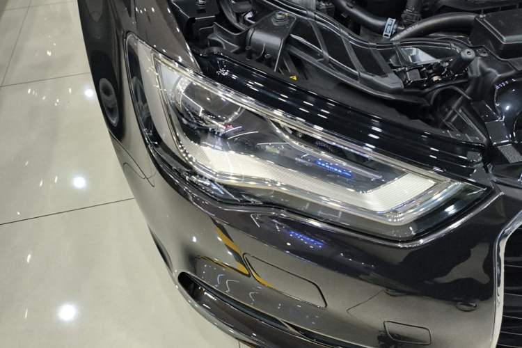 Used Audi A3 2014 Limousine 40 TFSI S line Comfort Model Right Front Headlight