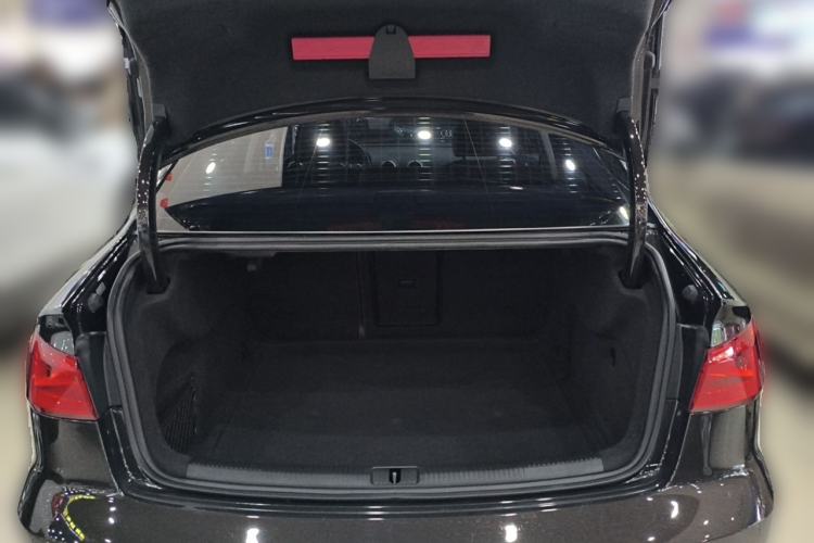 Used Audi A3 2014 Limousine 40 TFSI S line Comfort Model Trunk