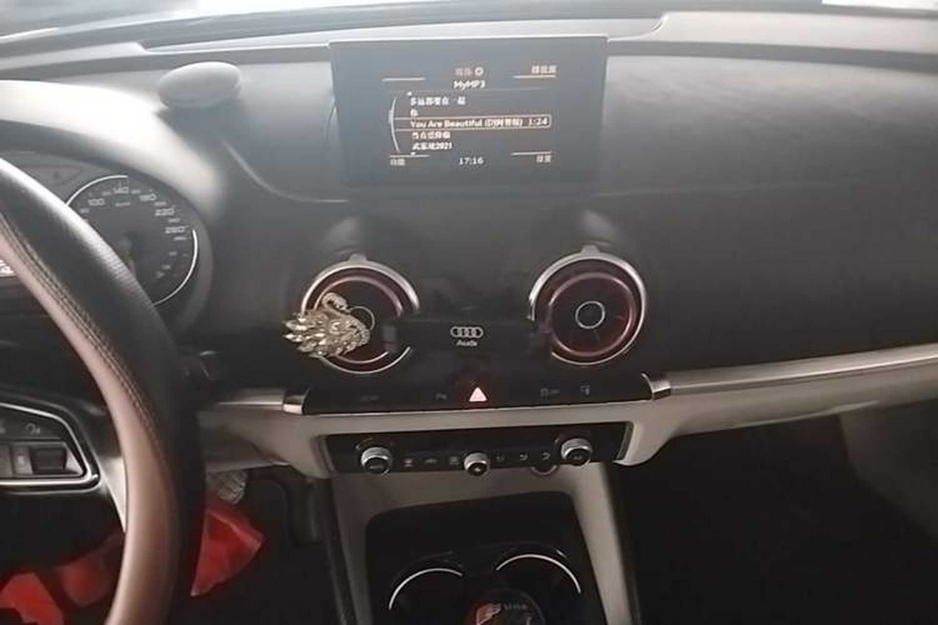 Used Audi A3 2014 Limousine 35 TFSI Automatic Comfort Model Audio And AC Panel