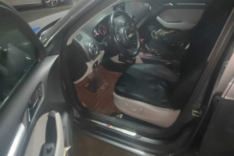 Used Audi A3 2014 Sportback 35 TFSI Automatic Style Edition Driver Seat