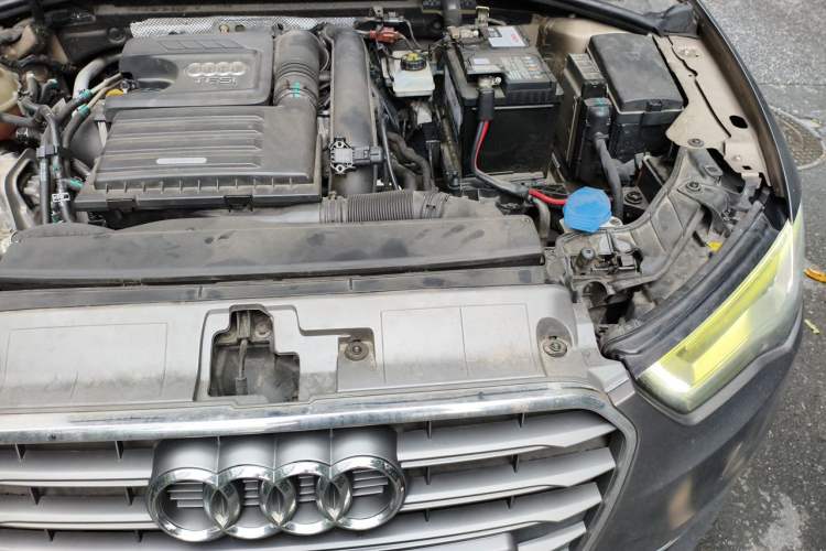Used Audi A3 2014 Sportback 35 TFSI Automatic Comfort Model Engine Bay Left