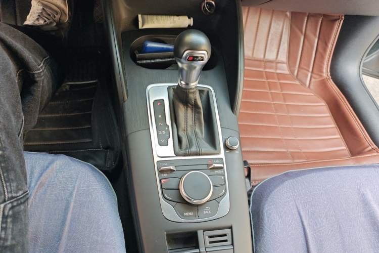 Used Audi A3 2014 Sportback 35 TFSI Automatic Ambition Edition Gear Lever