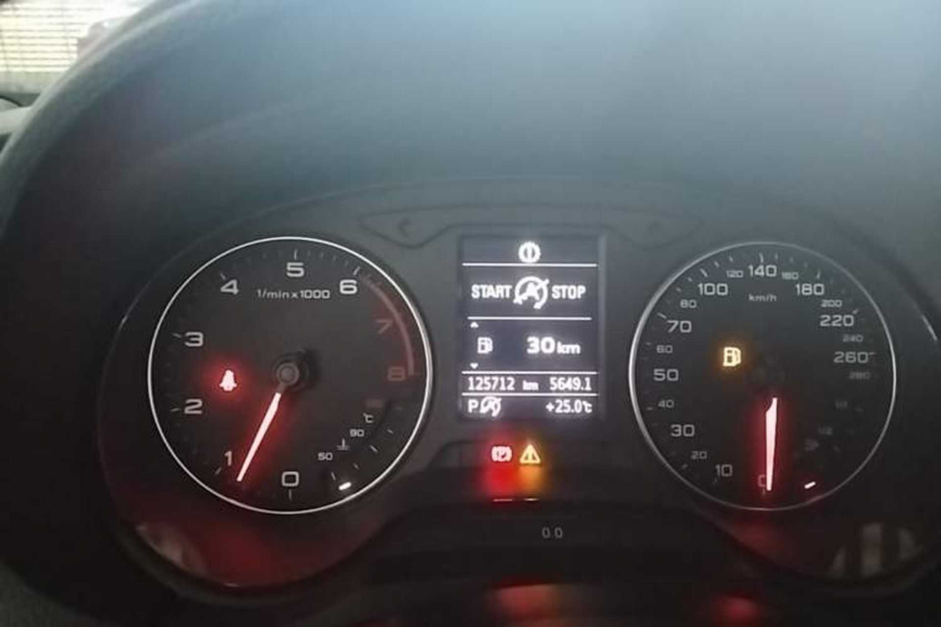 Used Audi A3 2014 Limousine 35 TFSI Automatic Comfort Model Instrument Cluster