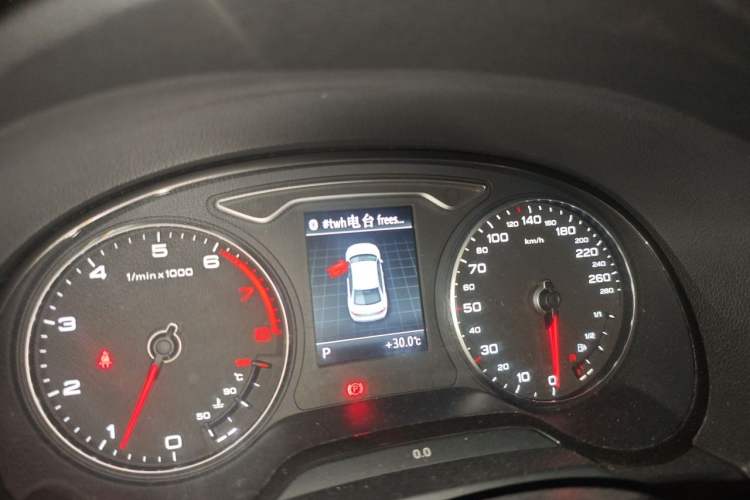 Used Audi A3 2014 Limousine 40 TFSI S line Comfort Model Instrument Cluster