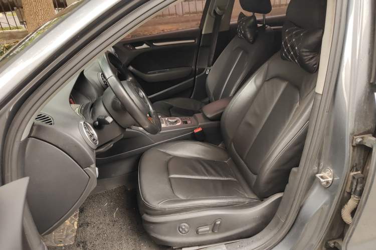 Used Audi A3 2014 Limousine 35 TFSI Automatic Comfort Model Left Front Seat