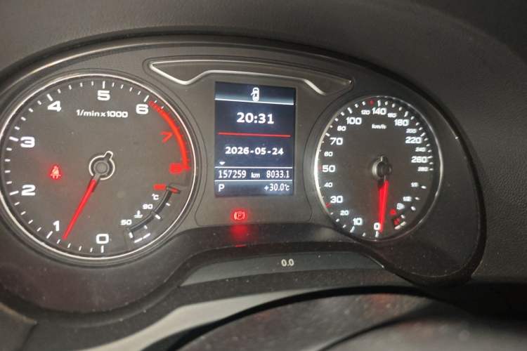Used Audi A3 2014 Limousine 40 TFSI S line Comfort Model Odometer Close Up