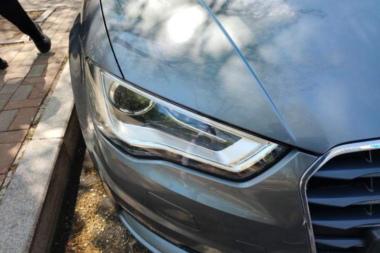 Used Audi A3 2014 Limousine 35 TFSI Automatic Comfort Model Right Front Headlight