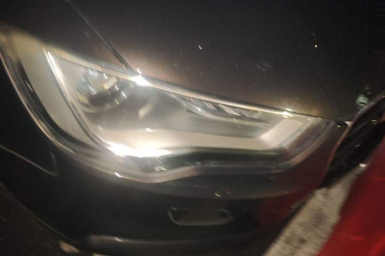 Used Audi A3 2014 Limousine 40 TFSI S line Comfort Model Right Front Headlight