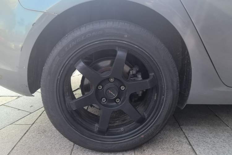Used Audi A3 2014 Sportback 35 TFSI Automatic Comfort Model Right Rear Wheel Hub