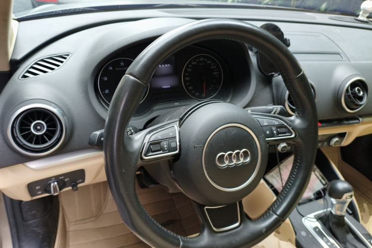 Used Audi A3 2014 Sportback 35 TFSI Automatic Comfort Model Steering Wheel