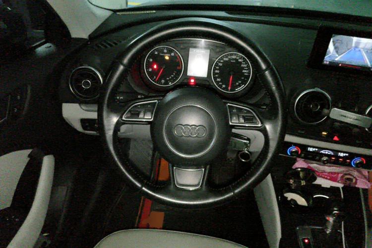 Used Audi A3 2014 Sportback 35 TFSI Automatic Comfort Model Steering Wheel