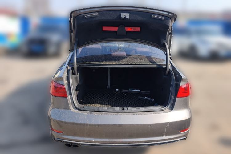 Used Audi A3 2014 Limousine 40 TFSI S line Comfort Model Trunk
