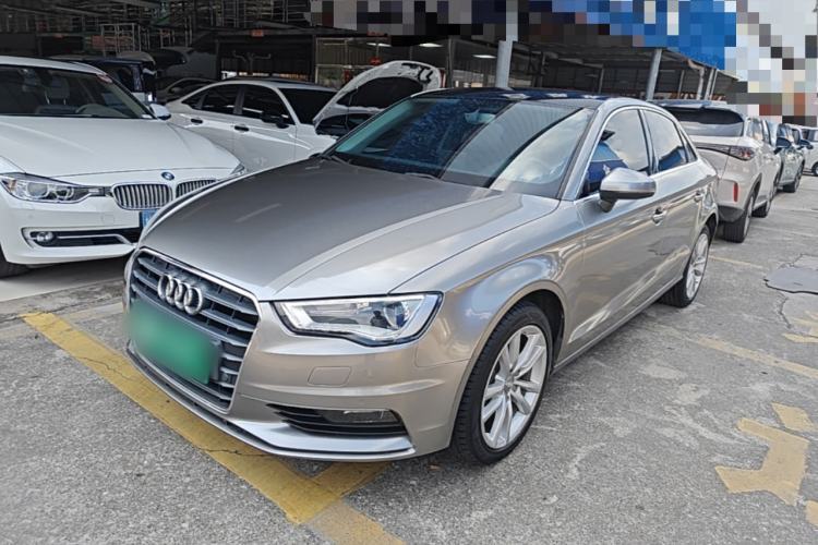 Used Audi A3 2014 Limousine 35 TFSI Automatic Comfort Model Guazi used car, China used car export, Used car for sale, Used cars, Cheapest cars for sale
