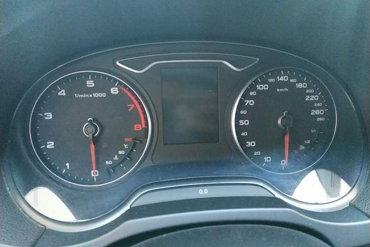 Used Audi A3 2014 Limousine 40 TFSI S line Luxury Model Odometer Close Up