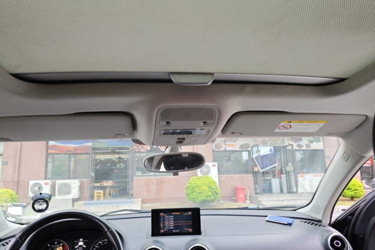 Used Audi A3 2014 Limousine 35 TFSI Automatic Comfort Model Headliner