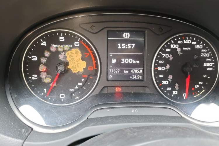 Used Audi A3 2014 Limousine 35 TFSI Automatic Comfort Model Odometer Close Up