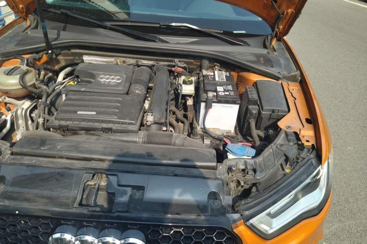 Used Audi A3 2014 Sportback 35 TFSI Automatic Comfort Model Engine Bay Left