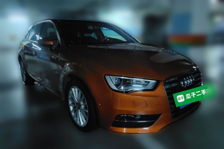 Used Audi A3 2014 Sportback 35 TFSI Automatic Luxury Model Front Right 45 Deg