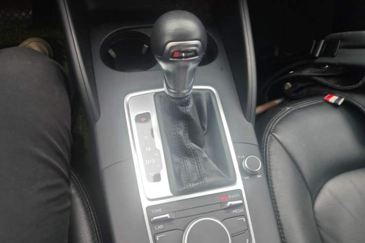 Used Audi A3 2014 Sportback 35 TFSI Automatic Ambition Edition Gear Lever