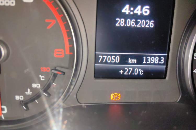 Used Audi A3 2014 Sportback 35 TFSI Automatic Luxury Model Odometer Close Up