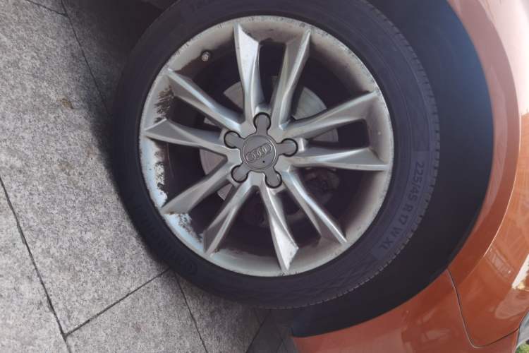 Used Audi A3 2014 Sportback 35 TFSI Automatic Ambition Edition Right Front Wheel Hub