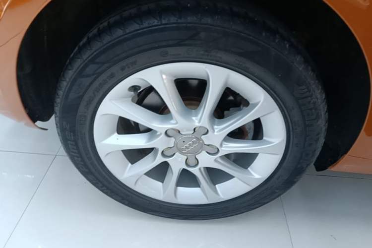 Used Audi A3 2014 Sportback 35 TFSI Automatic Ambition Edition Right Rear Wheel Hub