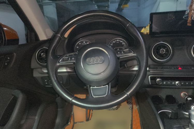 Used Audi A3 2014 Sportback 35 TFSI Automatic Comfort Model Steering Wheel
