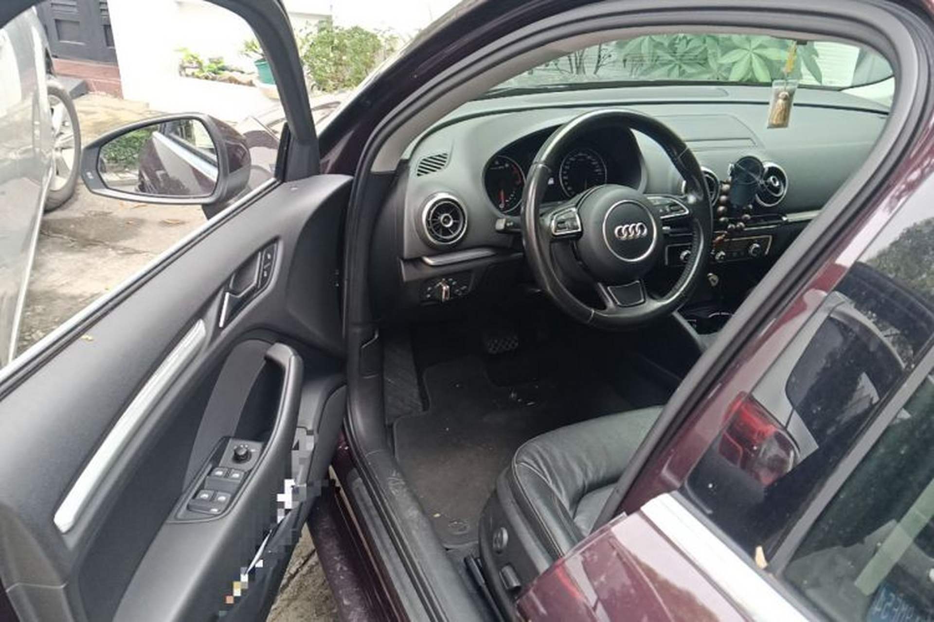 Used Audi A3 2014 Limousine 35 TFSI Automatic Comfort Model Driver Seat