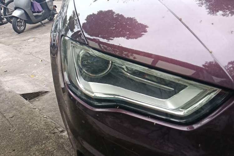 Used Audi A3 2014 Limousine 35 TFSI Automatic Comfort Model Right Front Headlight