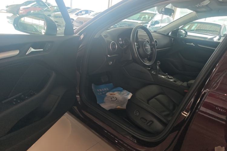 Used Audi A3 2014 Sportback 35 TFSI Automatic Comfort Model Driver Seat