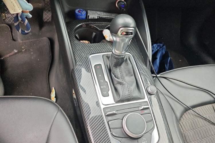 Used Audi A3 2014 Sportback 40 TFSI S line Comfort Model Gear Lever