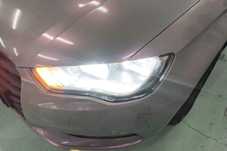 Used Audi A3 2014 Limousine 35 TFSI Automatic Fashion Model Left Front Headlight
