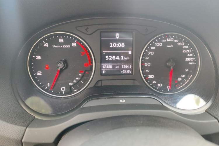 Used Audi A3 2014 Limousine 35 TFSI Automatic Comfort Model Odometer Close Up