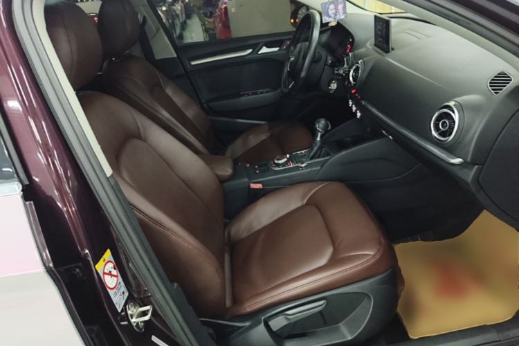Used Audi A3 2014 Limousine 35 TFSI Automatic Fashion Model Right Front Seat