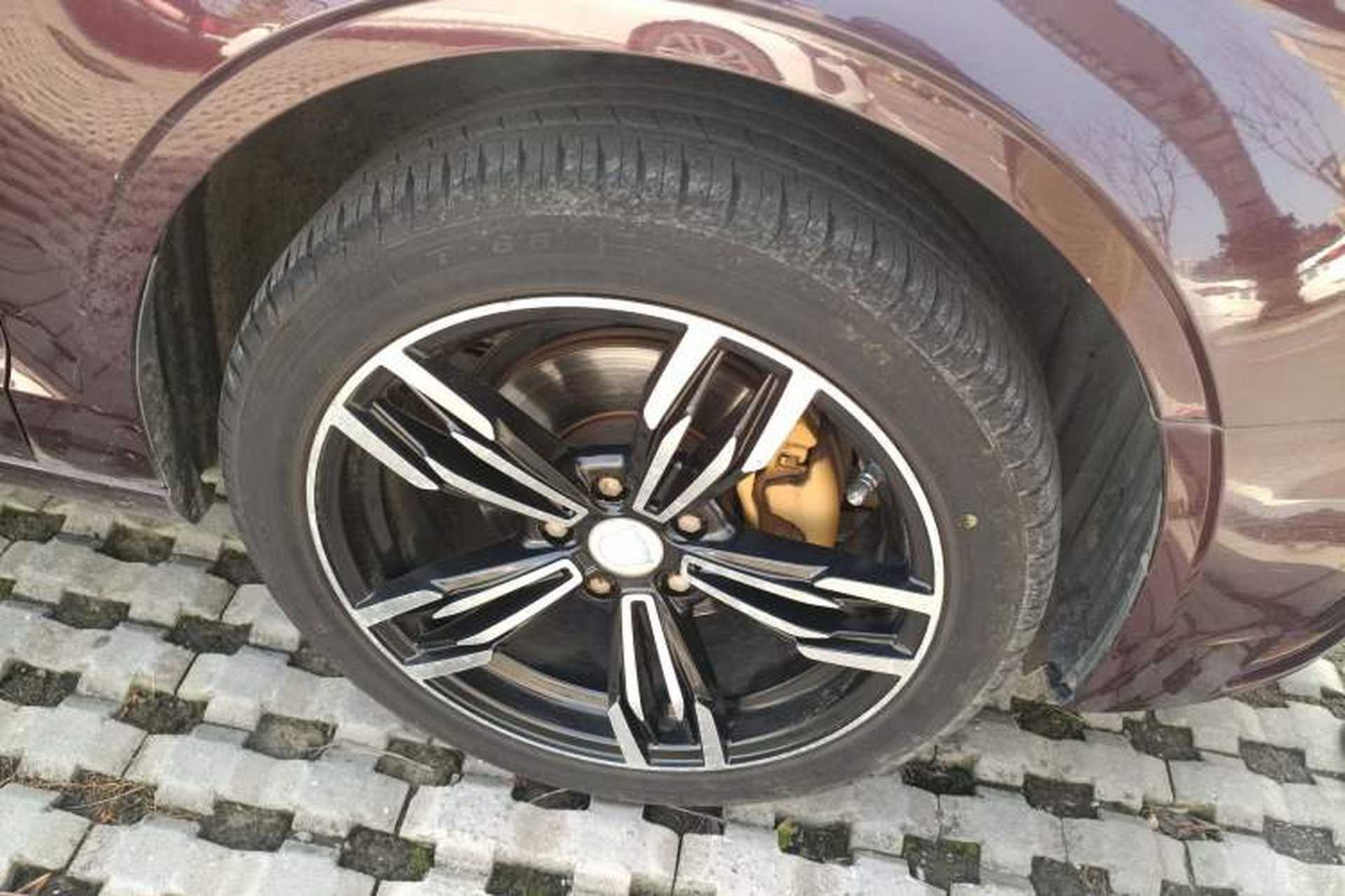 Used Audi A3 2014 Limousine 35 TFSI Automatic Comfort Model Right Front Wheel Hub