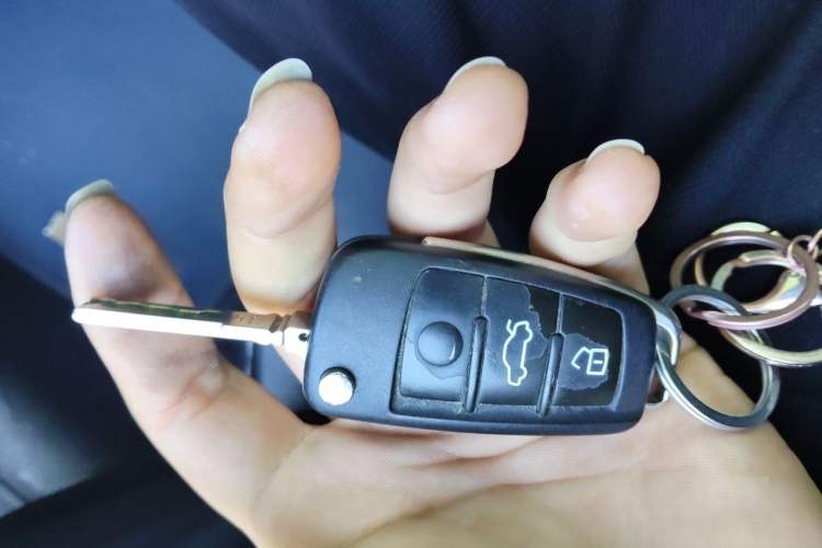Used Audi A3 2014 Limousine 35 TFSI Automatic Fashion Model Vehicle Key