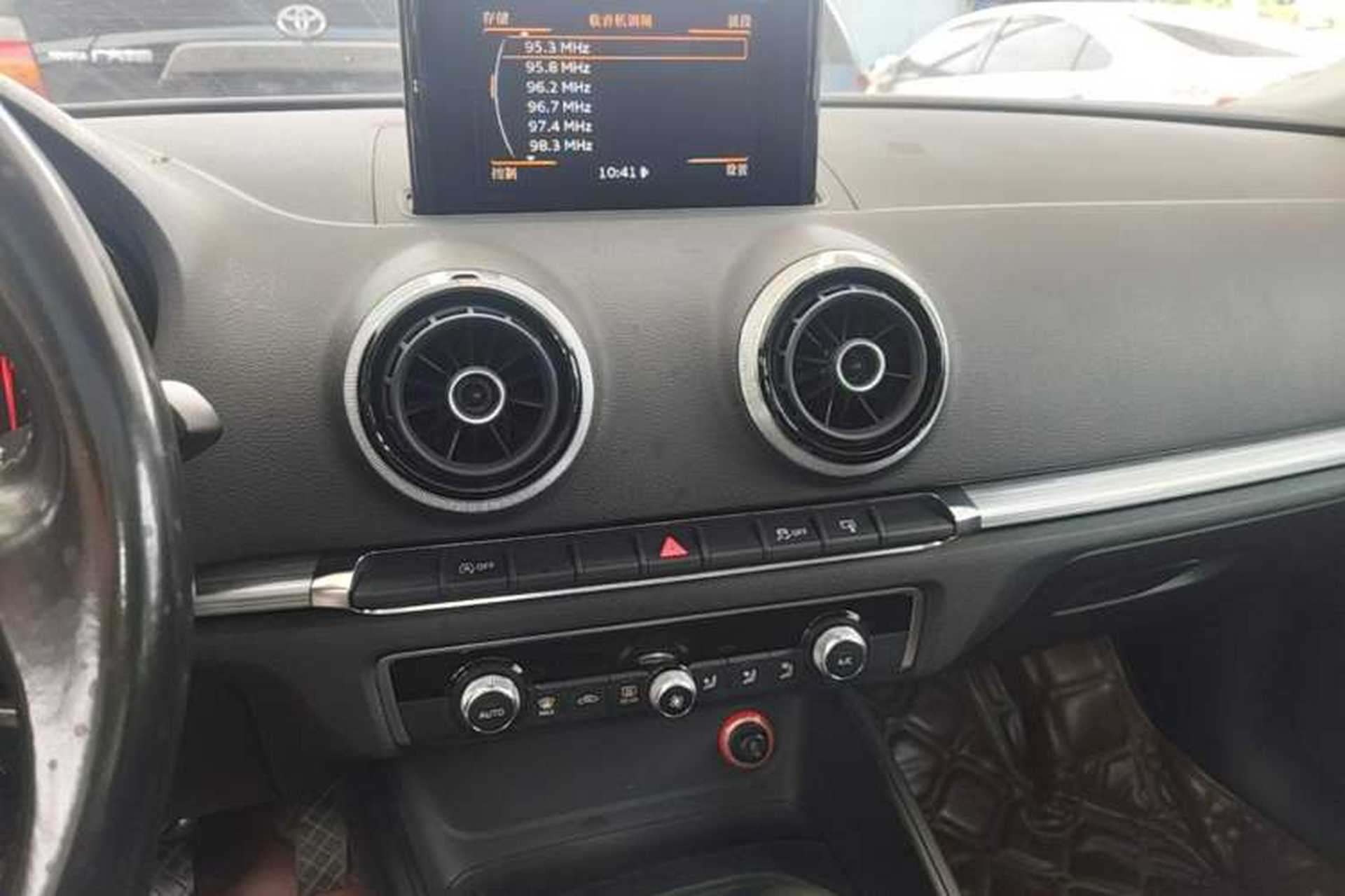 Used Audi A3 2014 Limousine 40 TFSI S line Comfort Model Audio And AC Panel