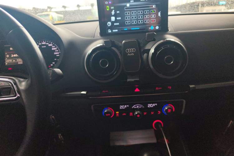 Used Audi A3 2014 Sportback 40 TFSI S line Comfort Model Audio And AC Panel