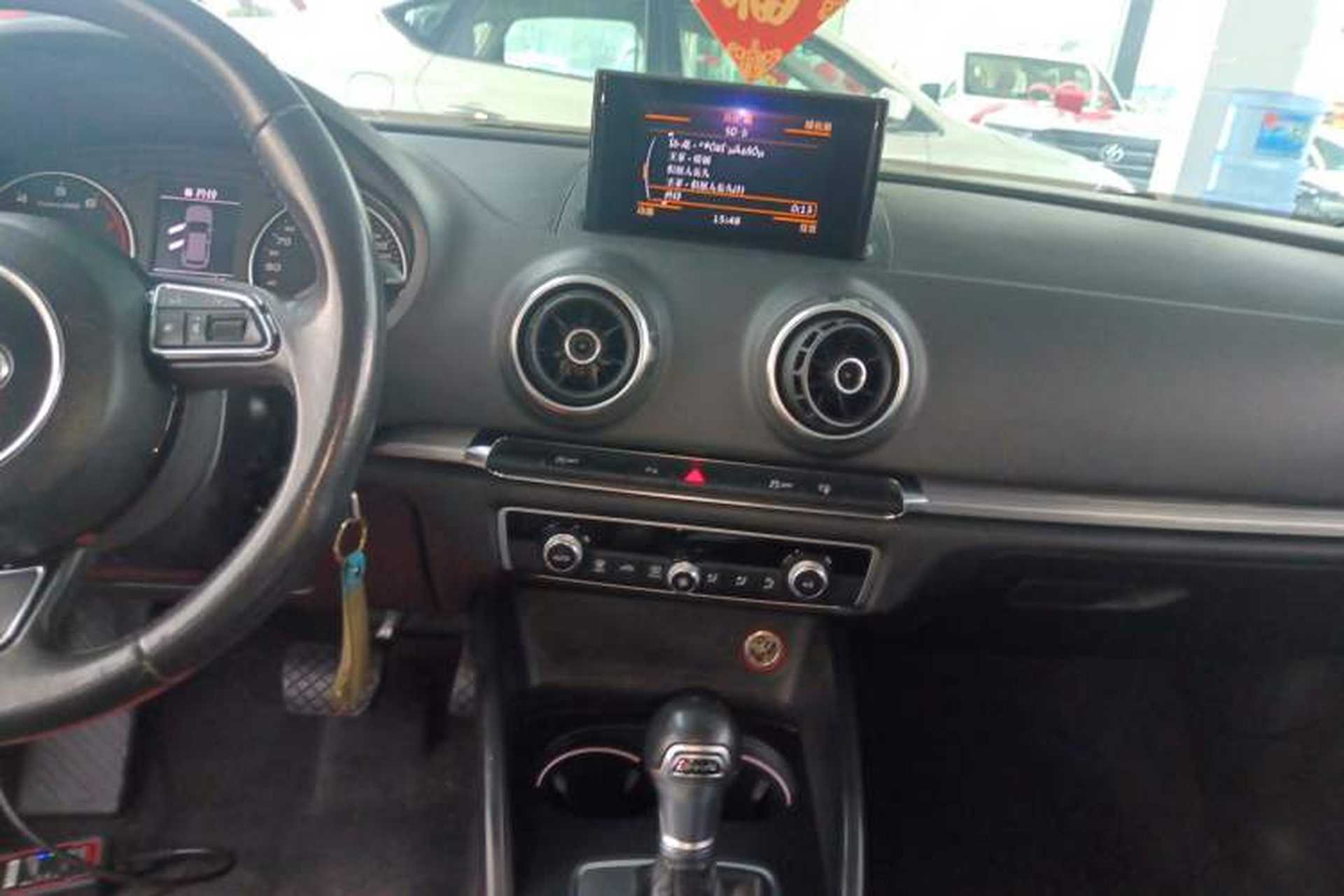 Used Audi A3 2014 Sportback 35 TFSI Automatic Comfort Model Audio And AC Panel