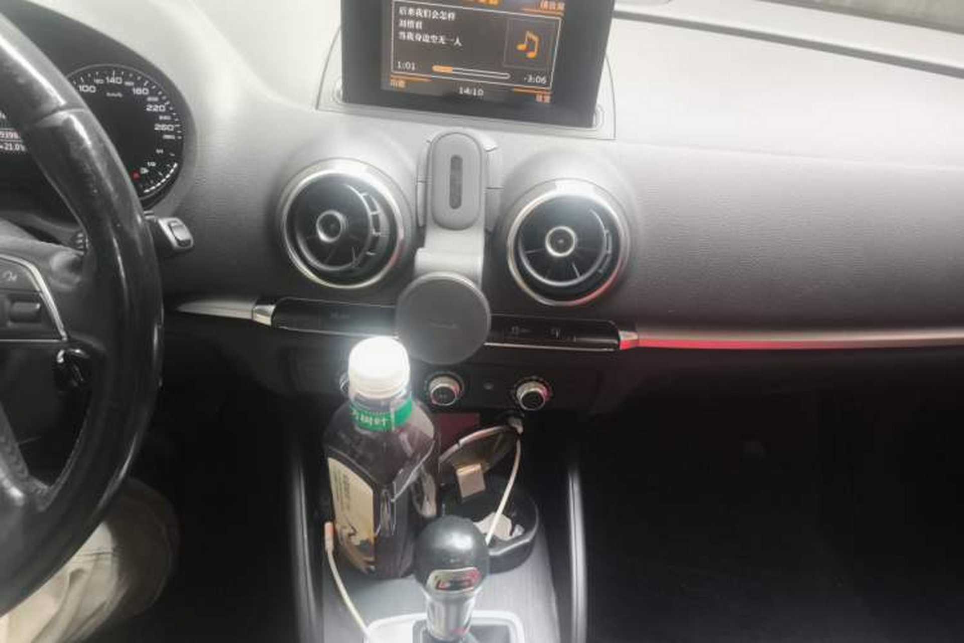 Used Audi A3 2014 Limousine 35 TFSI Automatic Advanced Model Audio And AC Panel