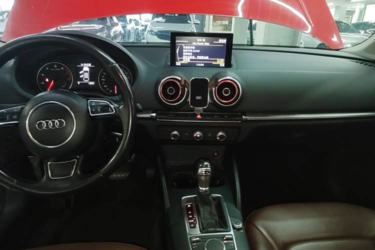 Used Audi A3 2014 Limousine 35 TFSI Automatic Fashion Model Audio And AC Panel