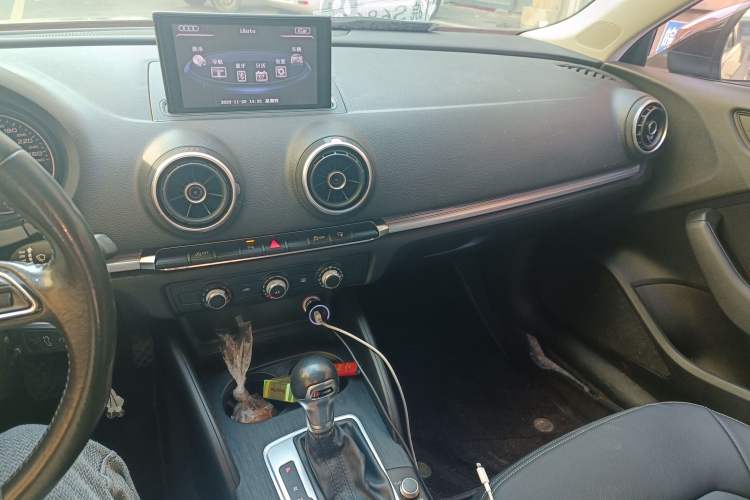 Used Audi A3 2014 Limousine 35 TFSI Automatic Fashion Model Audio And AC Panel