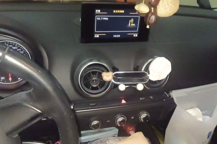 Used Audi A3 2014 Sportback 35 TFSI Automatic Ambition Edition Audio And AC Panel