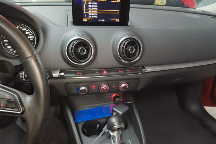 Used Audi A3 2014 Limousine 35 TFSI Automatic Fashion Model Audio And AC Panel
