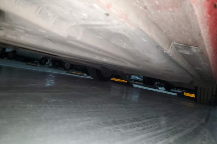 Used Audi A3 2014 Limousine 35 TFSI Automatic Fashion Model Chassis Front Left